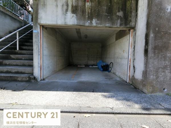 横浜市金沢区西柴１丁目の中古一戸建て