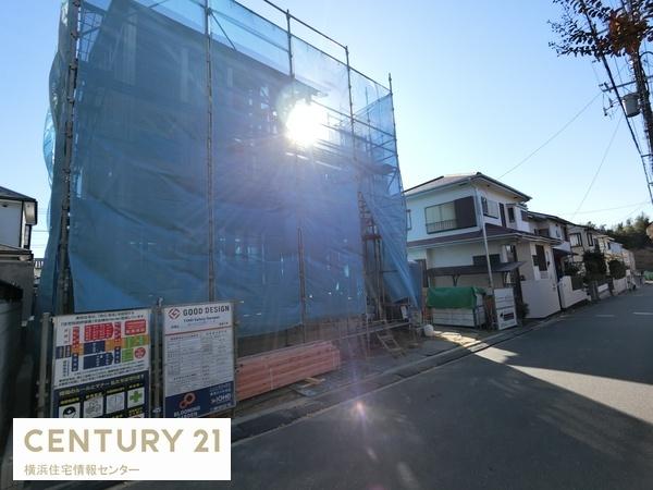 金沢区富岡西４丁目　新築一戸建て全１棟