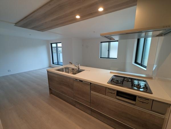 中区本牧間門　新築一戸建て全８棟１号棟