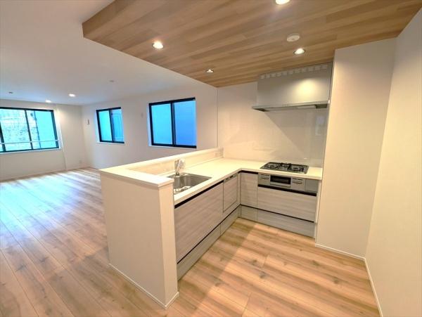 中区本牧間門　新築一戸建て全８棟３号棟