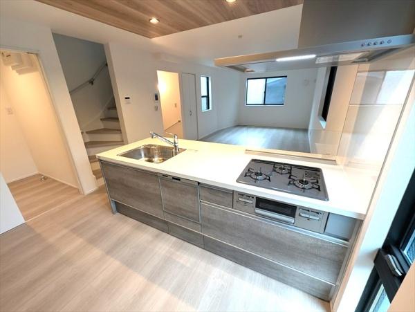 中区本牧間門　新築一戸建て全８棟６号棟