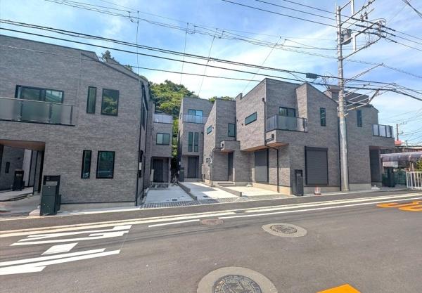 中区本牧間門　新築一戸建て全８棟８号棟