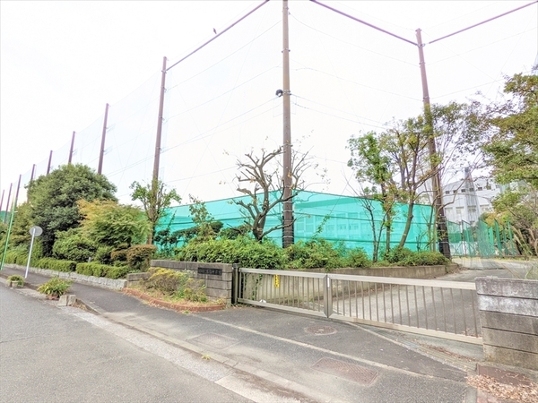 新本牧弐番館(横浜市立本牧中学校)