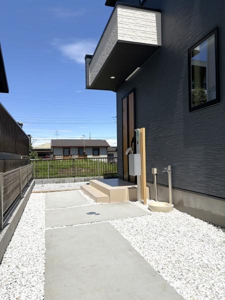 金沢区東朝比奈２丁目　新築一戸建て全１棟