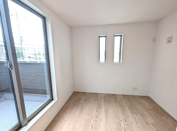 磯子区滝頭１丁目　新築一戸建て全1棟