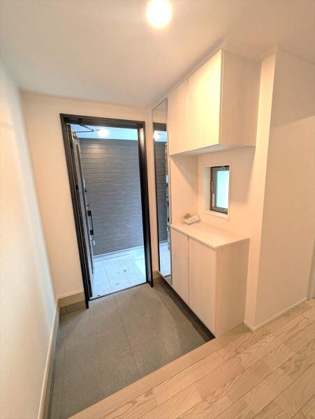 磯子区滝頭１丁目　新築一戸建て全1棟