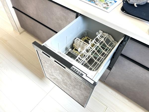 金沢区能見台１丁目　新築一戸建て全１棟