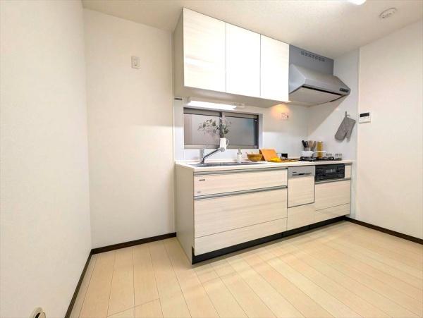 磯子区滝頭２丁目　中古一戸建て