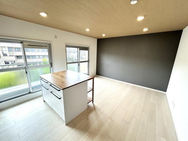 港南台めじろ団地４８号棟