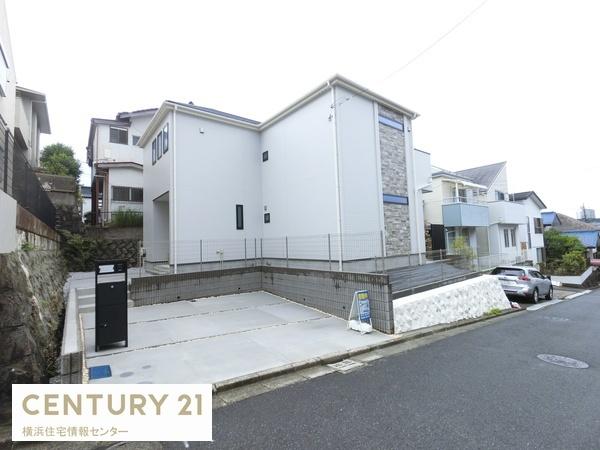 金沢区富岡西４丁目　新築一戸建て全１棟