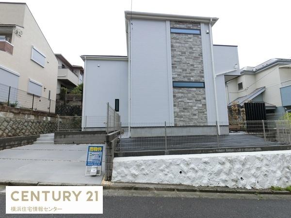 金沢区富岡西４丁目　新築一戸建て全１棟