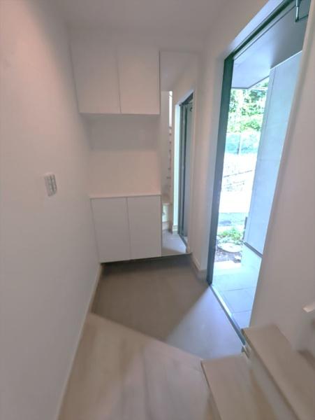 磯子区氷取沢町　新築一戸建て全１棟