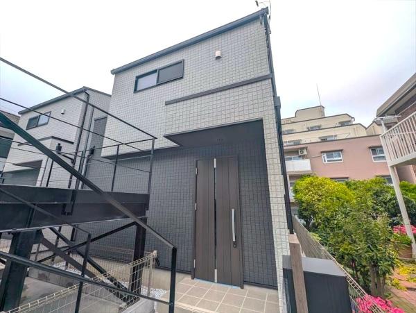金沢区堀口　新築一戸建て全２棟２号棟