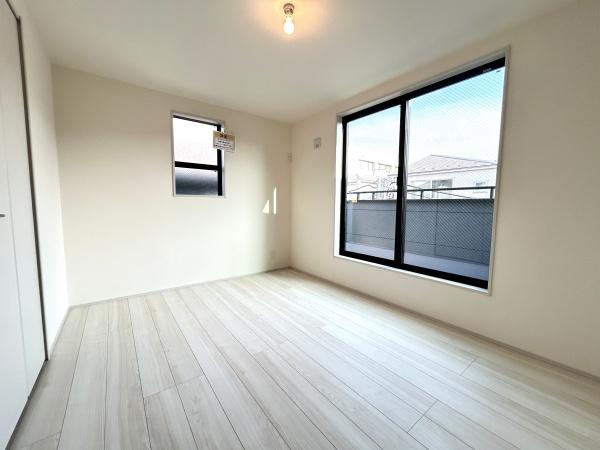 金沢区六浦東１丁目　新築一戸建て全１棟