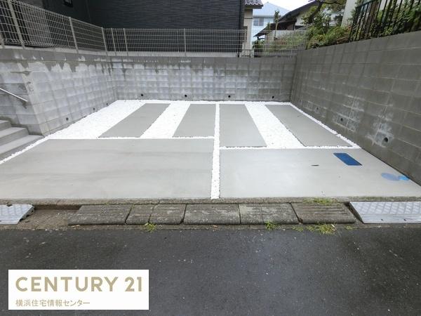 金沢区富岡西５丁目　新築一戸建て全１棟