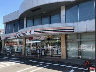 横浜市金沢区富岡西４丁目の土地(セブンイレブン横浜上中里南店)