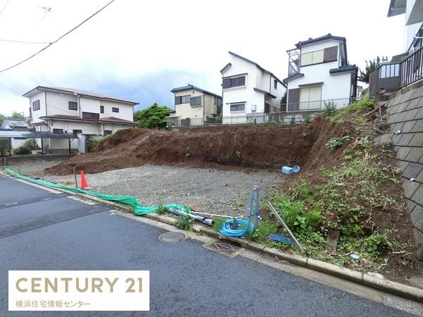金沢区富岡西４丁目３区画　売地