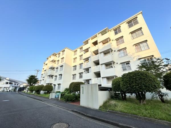 フローラ桂台1号棟
