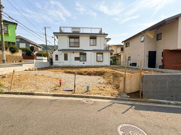 金沢区富岡西４丁目　新築一戸建て全１棟