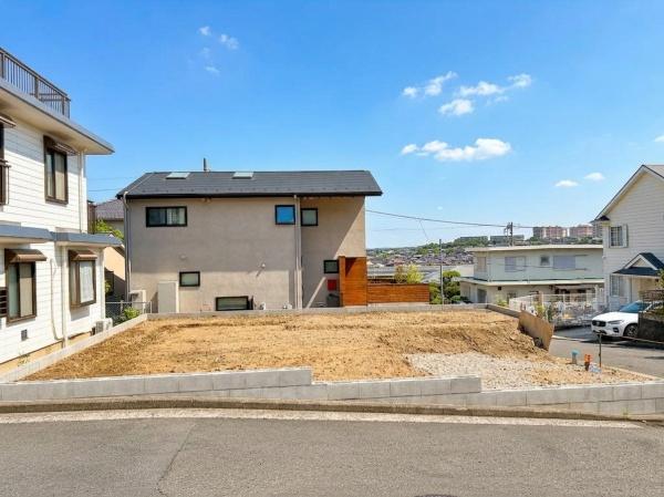 金沢区富岡西４丁目　新築一戸建て全１棟