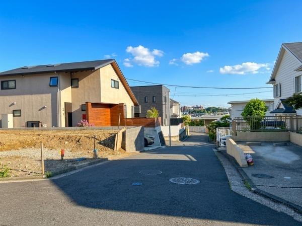 金沢区富岡西４丁目　新築一戸建て全１棟