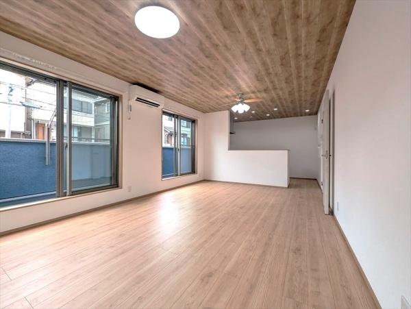 南区六ツ川２丁目　新築一戸建て全１棟