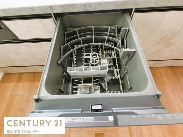 金沢区富岡西１丁目　新築一戸建て全２棟２号棟