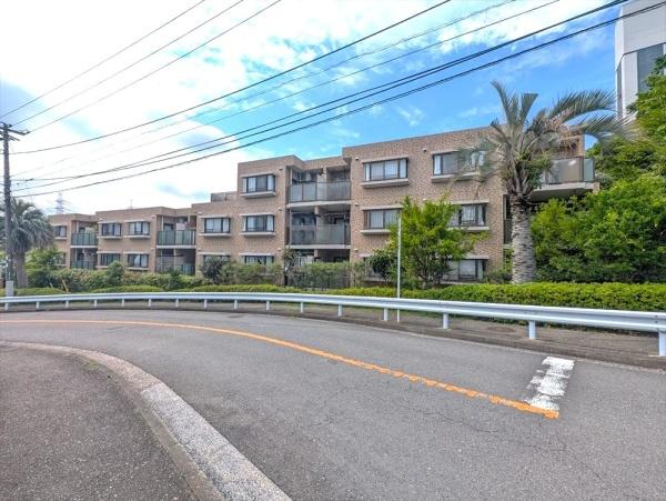 エステシティ湘南六浦４号棟