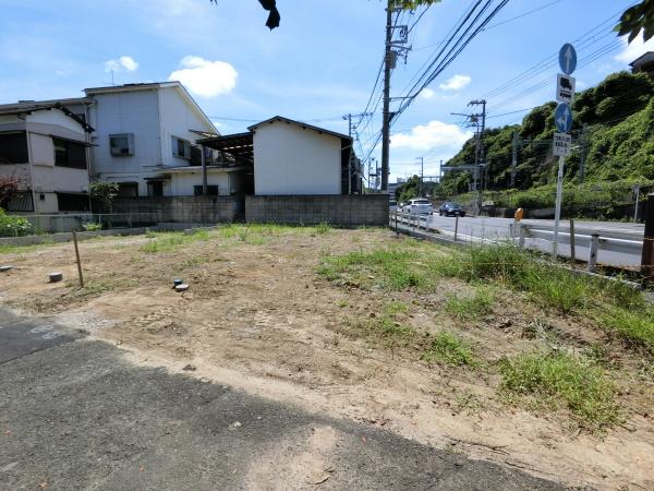 金沢区富岡東３丁目　新築一戸建て全３棟Ｂ号棟