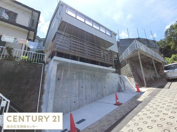 金沢区富岡東６丁目　新築一戸建て全１棟