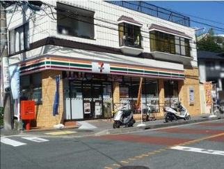 逗子小坪ハイツ２号棟(セブンイレブン逗子小坪店)