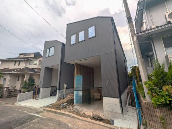 金沢区六浦３丁目　新築一戸建て全２棟１号棟