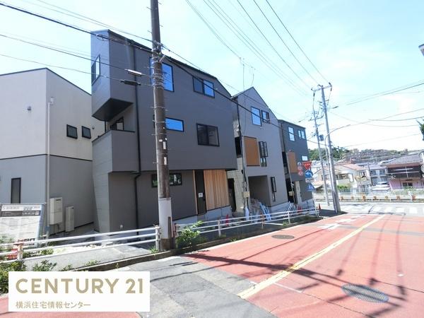 金沢区六浦南２丁目　新築一戸建て全３棟２号棟