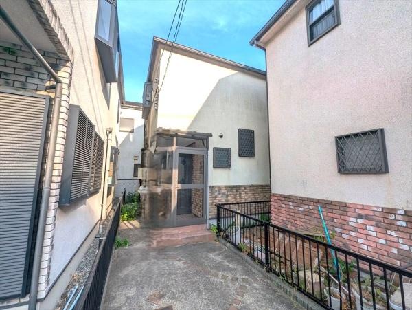 横浜市磯子区森５丁目の中古一戸建て