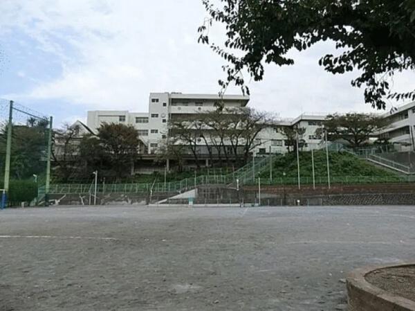 横浜森町分譲共同ビル(横浜市立屏風浦小学校)