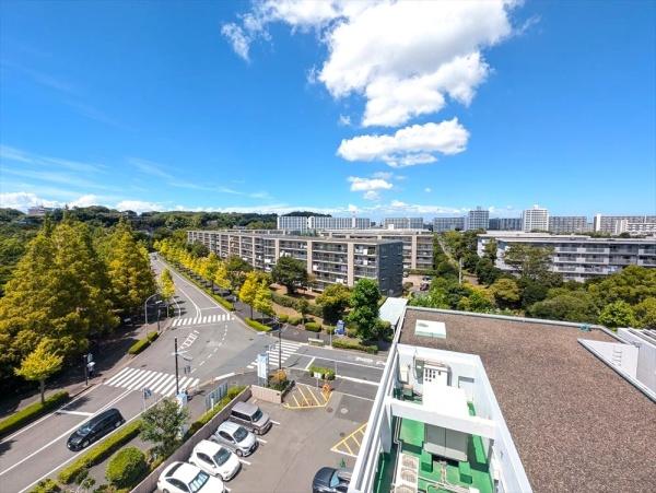 金沢シーサイドタウン　さざなみ団地第２住宅１号棟