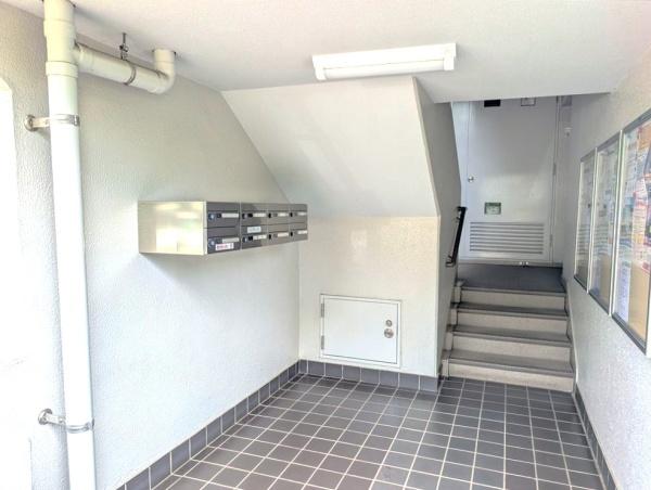 金沢シーサイドタウンなぎさ団地１２号棟