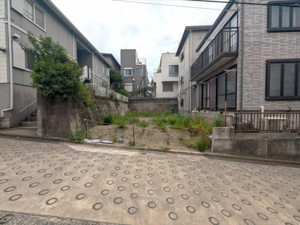 金沢区富岡東６丁目　新築一戸建て全１棟