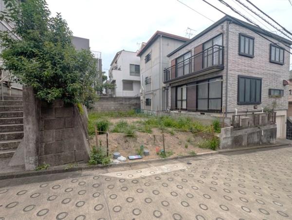 金沢区富岡東６丁目　新築一戸建て全１棟