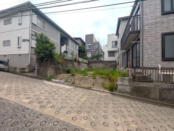 金沢区富岡東６丁目　新築一戸建て全１棟