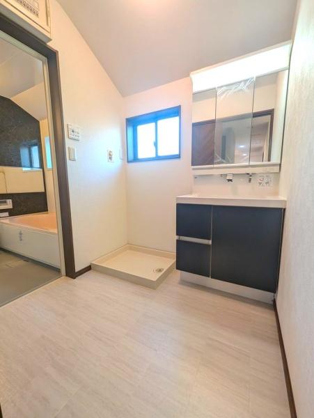 横浜市港南区笹下３丁目の中古一戸建て