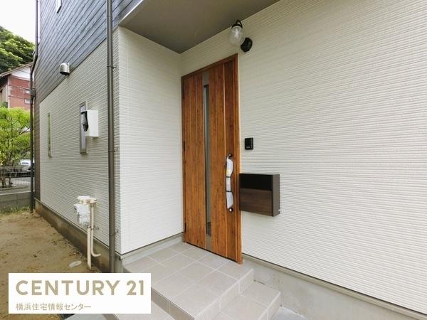 金沢区富岡西１丁目　新築一戸建て全２棟１号棟