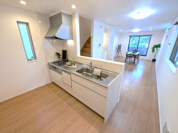 戸塚区平戸　中古一戸建て