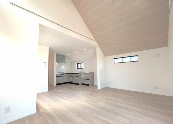 磯子区岡村２丁目　新築一戸建て全２棟Ｂ号棟
