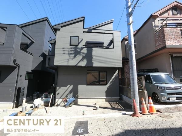 金沢区富岡西１丁目　新築一戸建て全２棟B棟