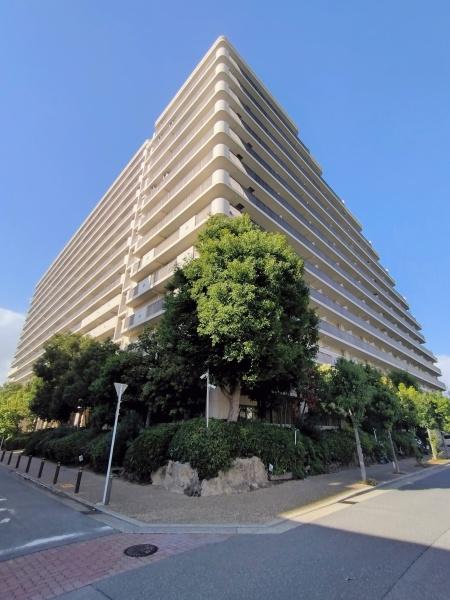 リバーガーデン森の城