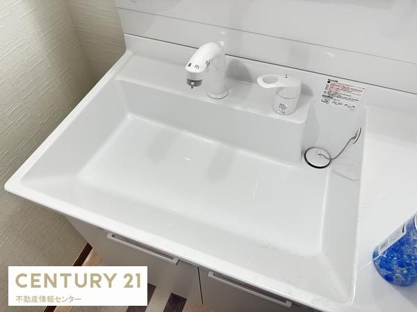 高見フローラルタウンイーストスクエア27