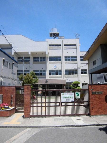 ファミール西九条(大阪市立春日出中学校)