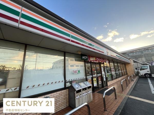 ルネブライトガーデン(セブンイレブン大阪北加賀屋店)