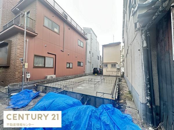 高見2丁目　新築一棟アパート